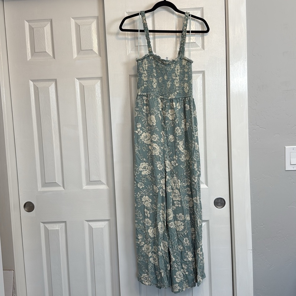 🌵 3 for $20 Patrons of Peace Jump suit - Picture 5 of 7